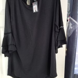 Women's tunic. Black. Size L-XL. New with tags. LILDY brand.